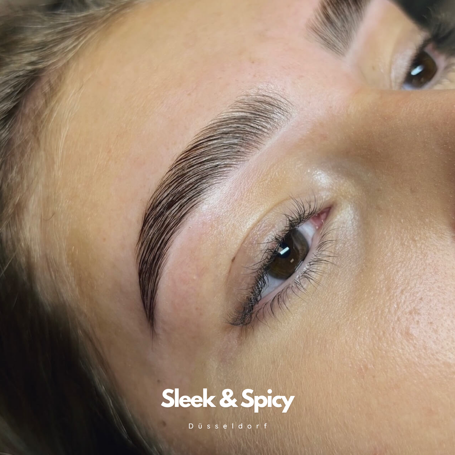 Augenbrauen Lift und Laminierung, gemacht bei Sleek & Spicy in Düsseldorf