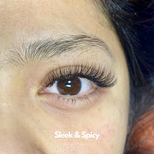 Mascara Look Lash Extension - Wimpernverlängerung Düsseldorf - Sleek & Spicy-düsseldorf-bild