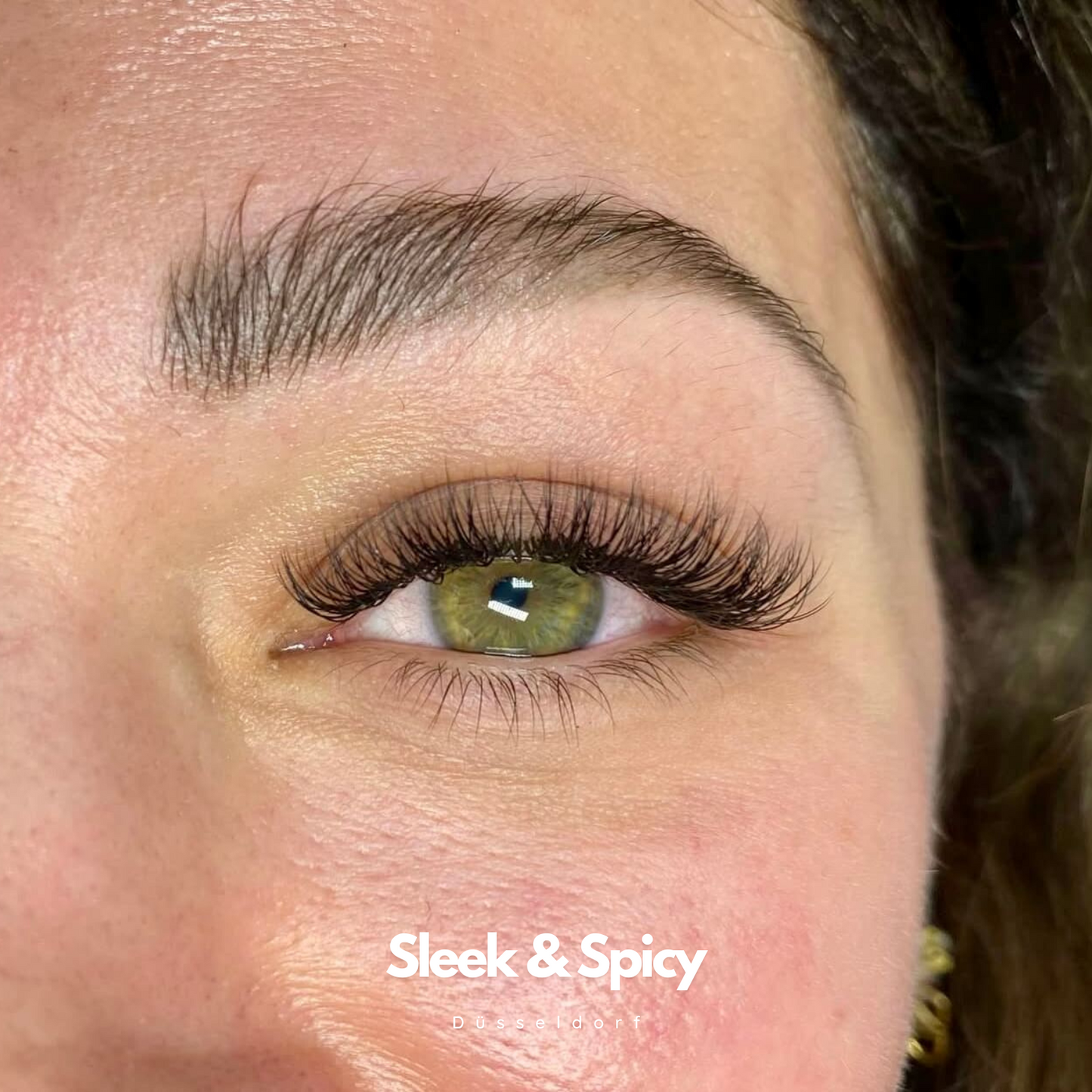 Mascara Look Lash Extension - Wimpernverlängerung Düsseldorf - Sleek & Spicy-düsseldorf-bild