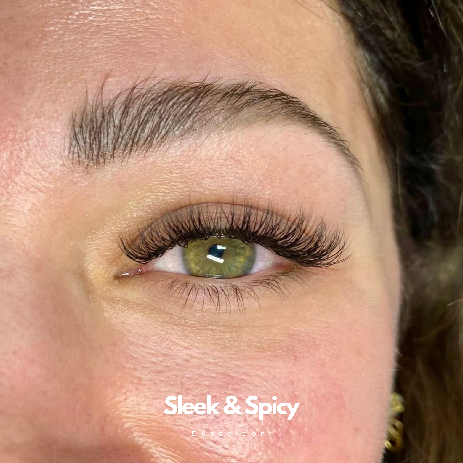 Mascara Look Lash Extension - Wimpernverlängerung Düsseldorf - Sleek & Spicy-düsseldorf-bild